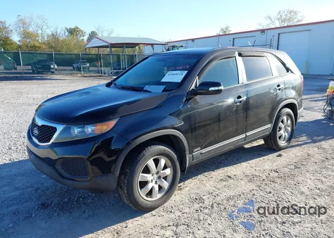 2011 Kia Sorento Lx z USA, uszkodzony, nr VIN 5XYKTCA18BG063529